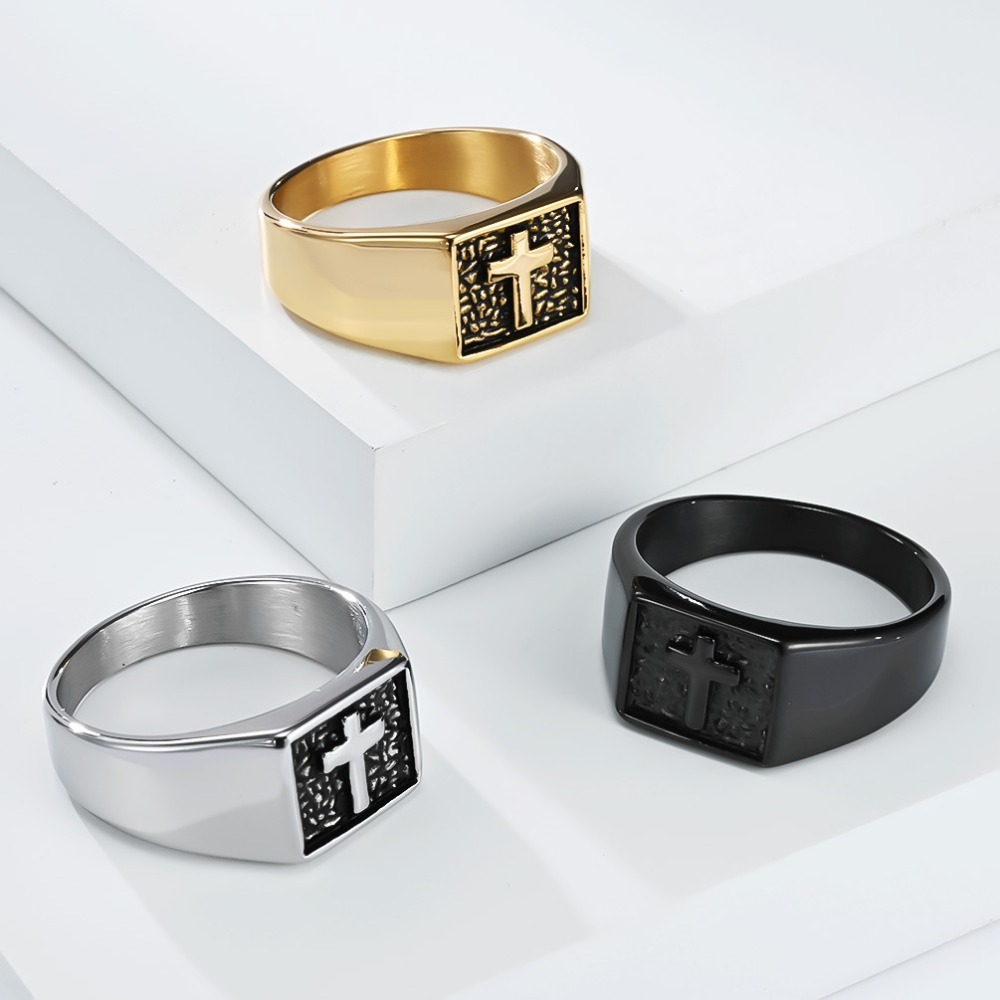 แหวนสัญลักษณ์รูปไม้กางเขนสไตล์ - Mens Signet Ring บทวิจารณ์และราคา