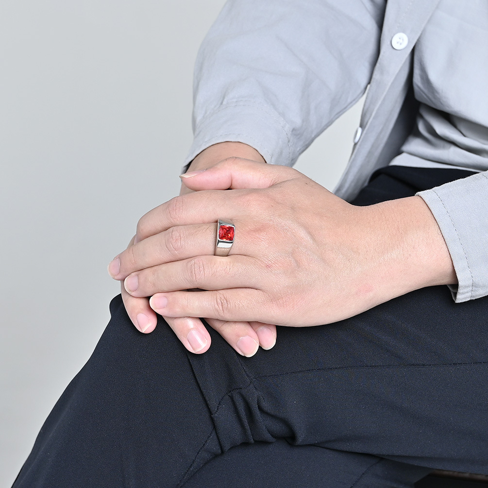 สแตนเลส Shinny เพทายสแควร์อัญม - Mens Signet Ring บทวิจารณ์และราคา